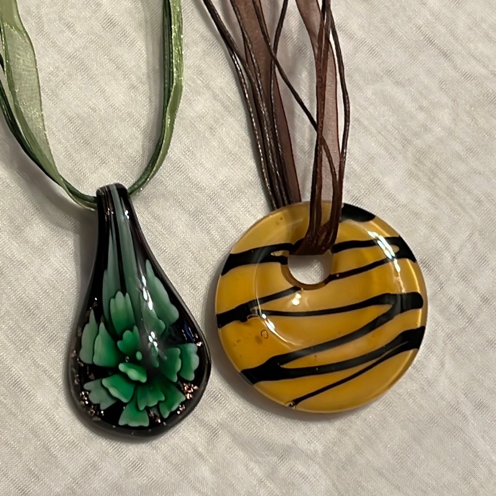 2 Glass Pendant Necklaces with Ribbons Tiger and Green Flower Pattern Jewelry